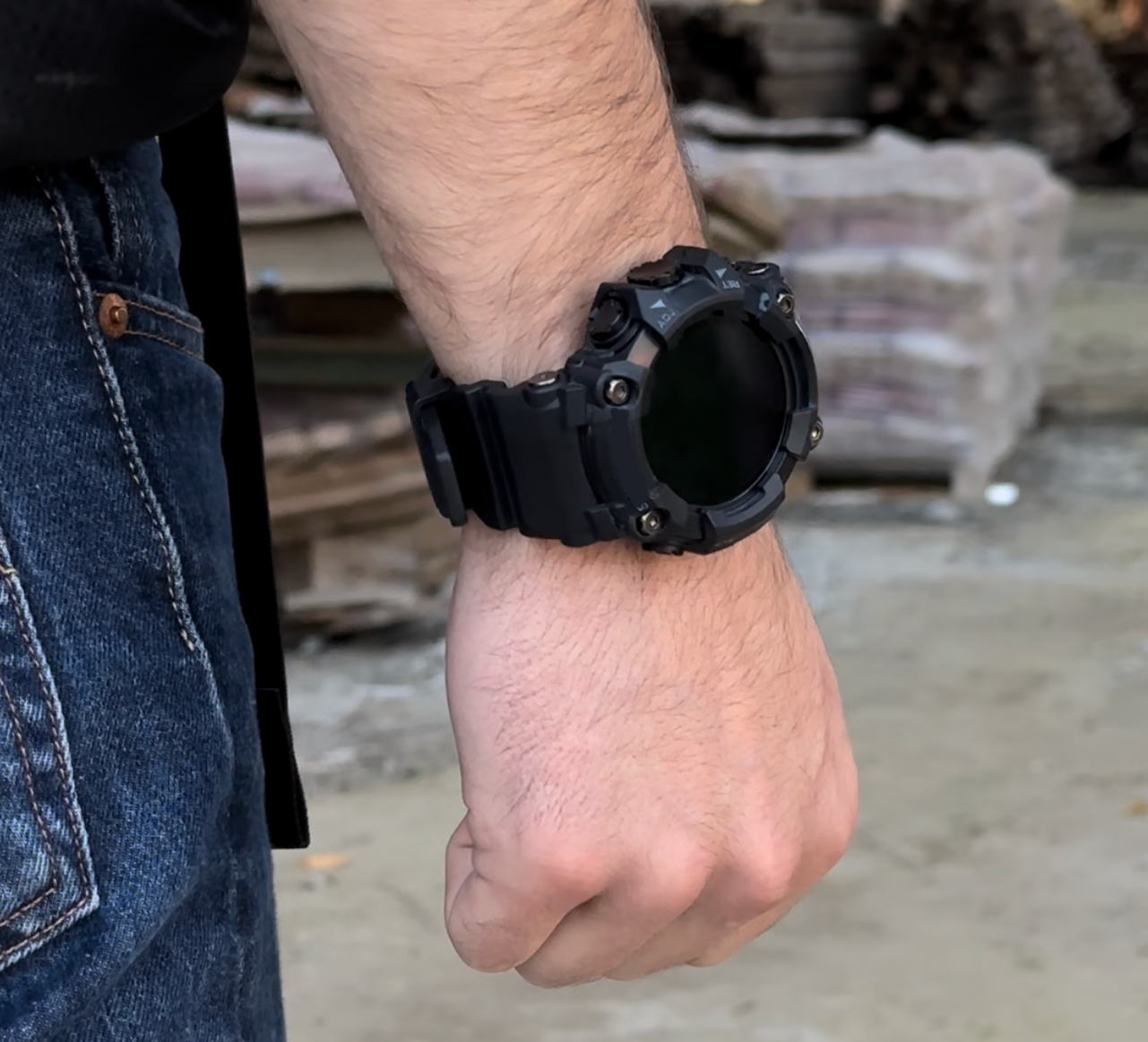 IRON DELTA TAKTISK SMARTKLOCKA